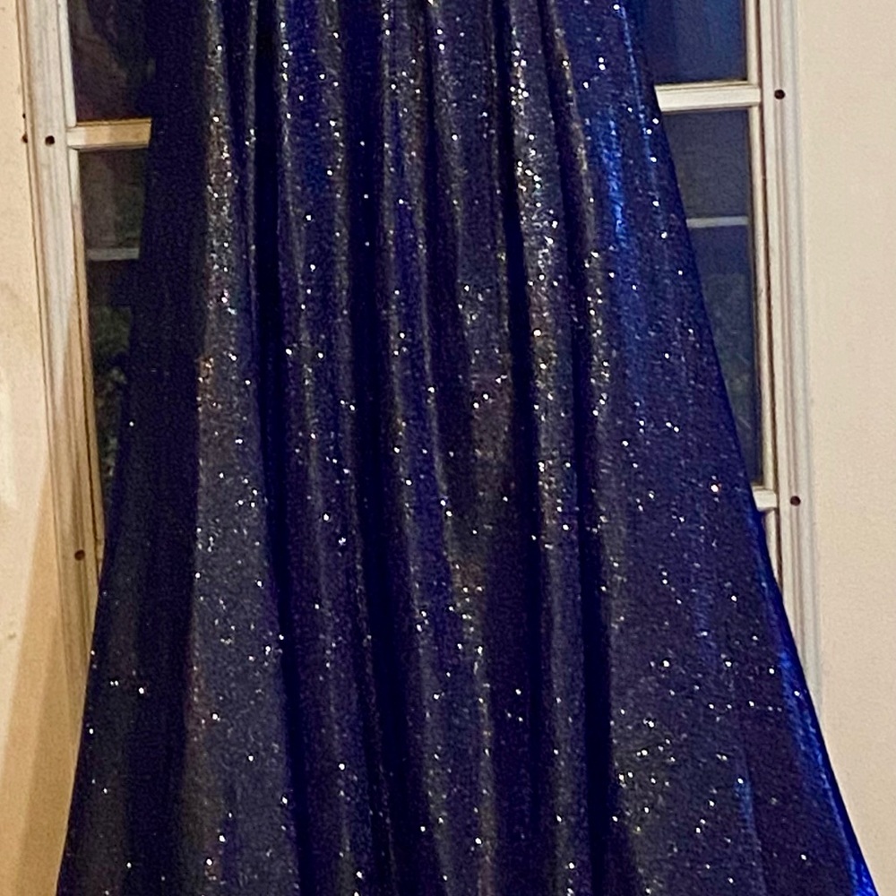 Elegant Navy Blue Sparkle Gown